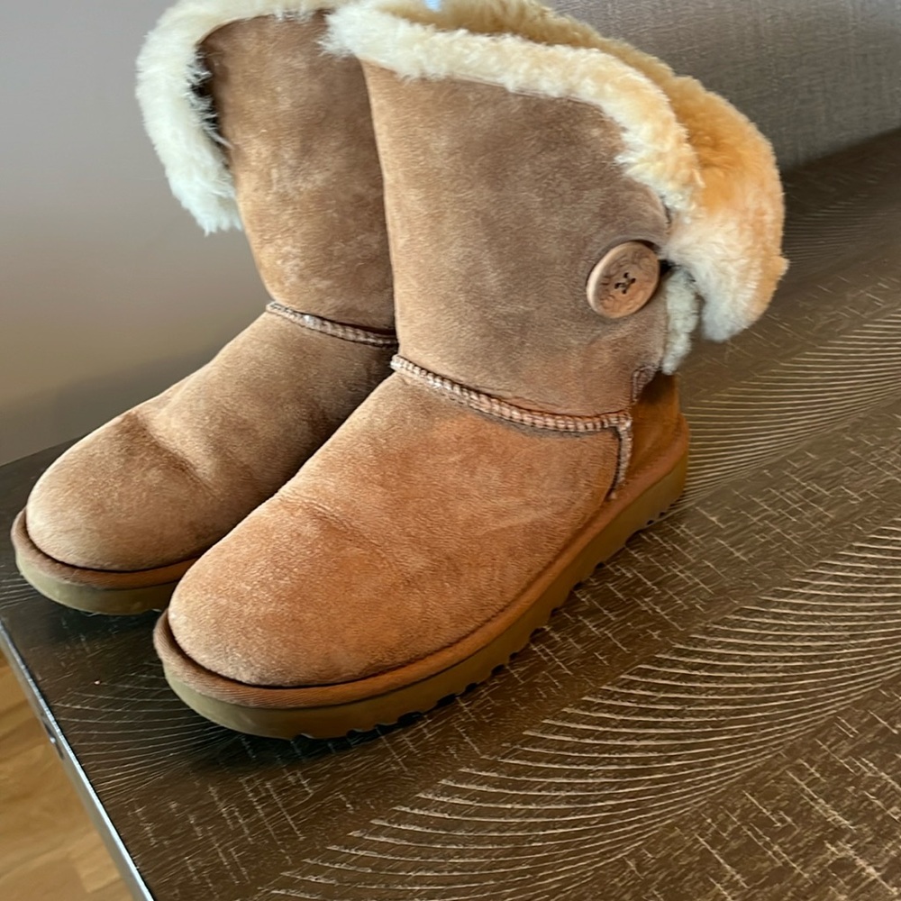 WOMENS UGG BAILEY BUTTON II BOOT